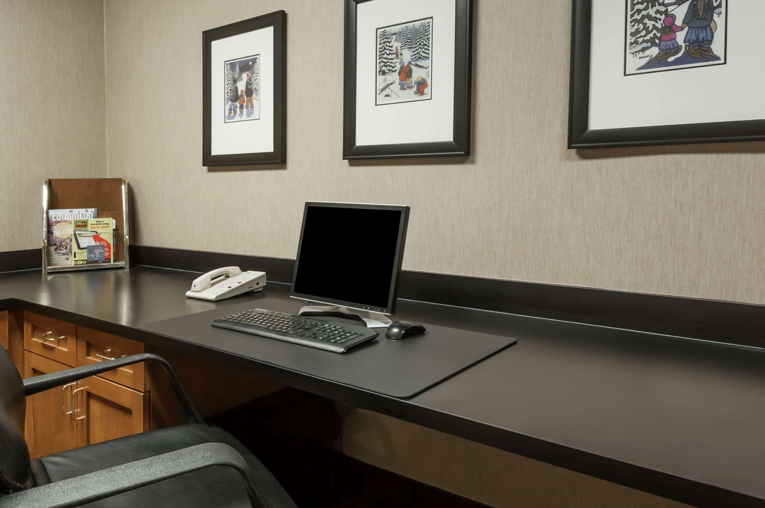 Wingate By Wyndham - Edmonton West Hotel Bagian luar foto